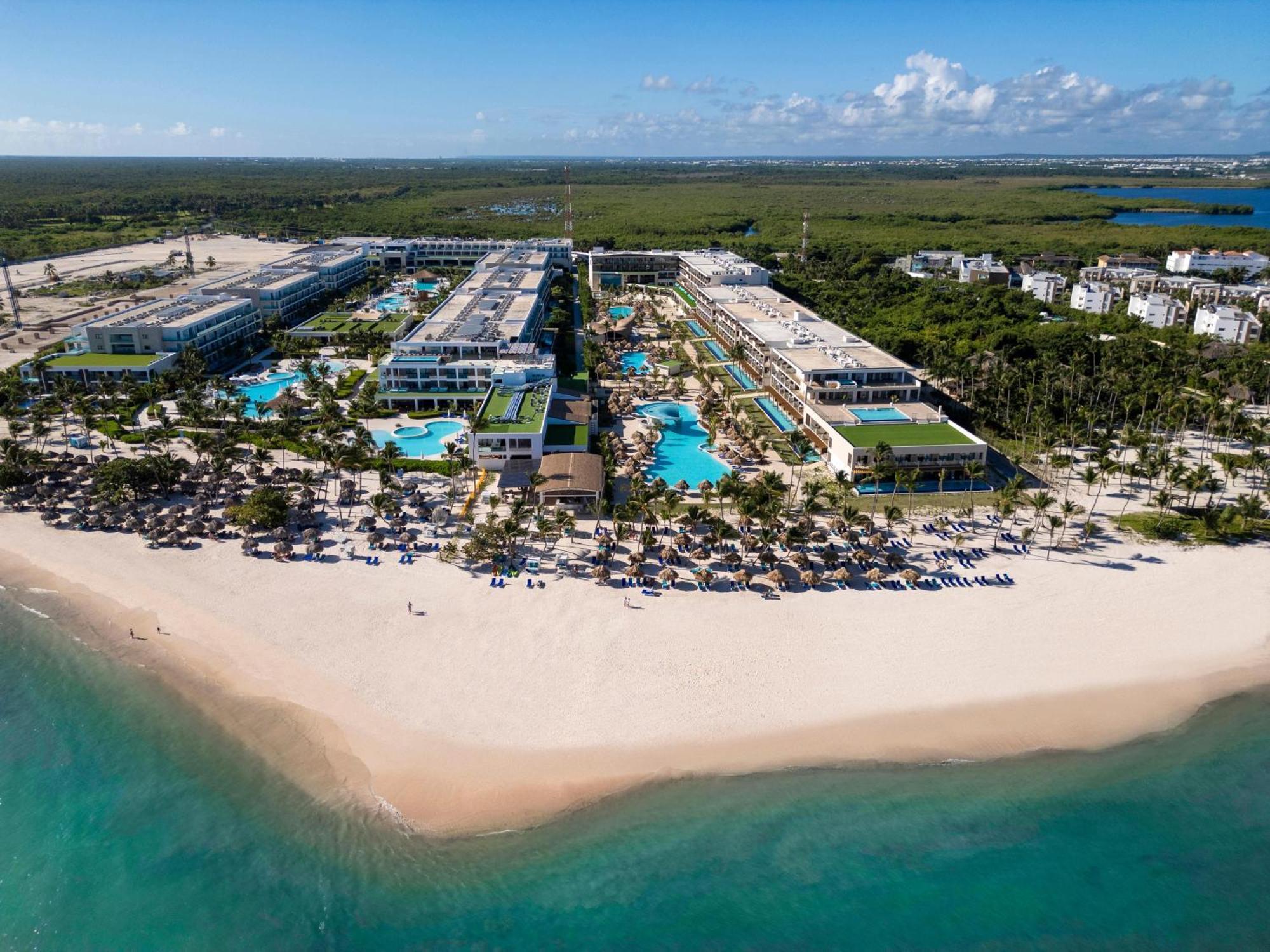 Serenade All Suites - Adults Only Resort Punta Cana Exterior photo