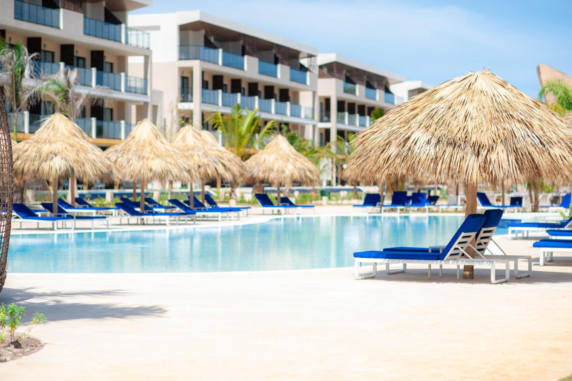 Serenade All Suites - Adults Only Resort Punta Cana Exterior photo
