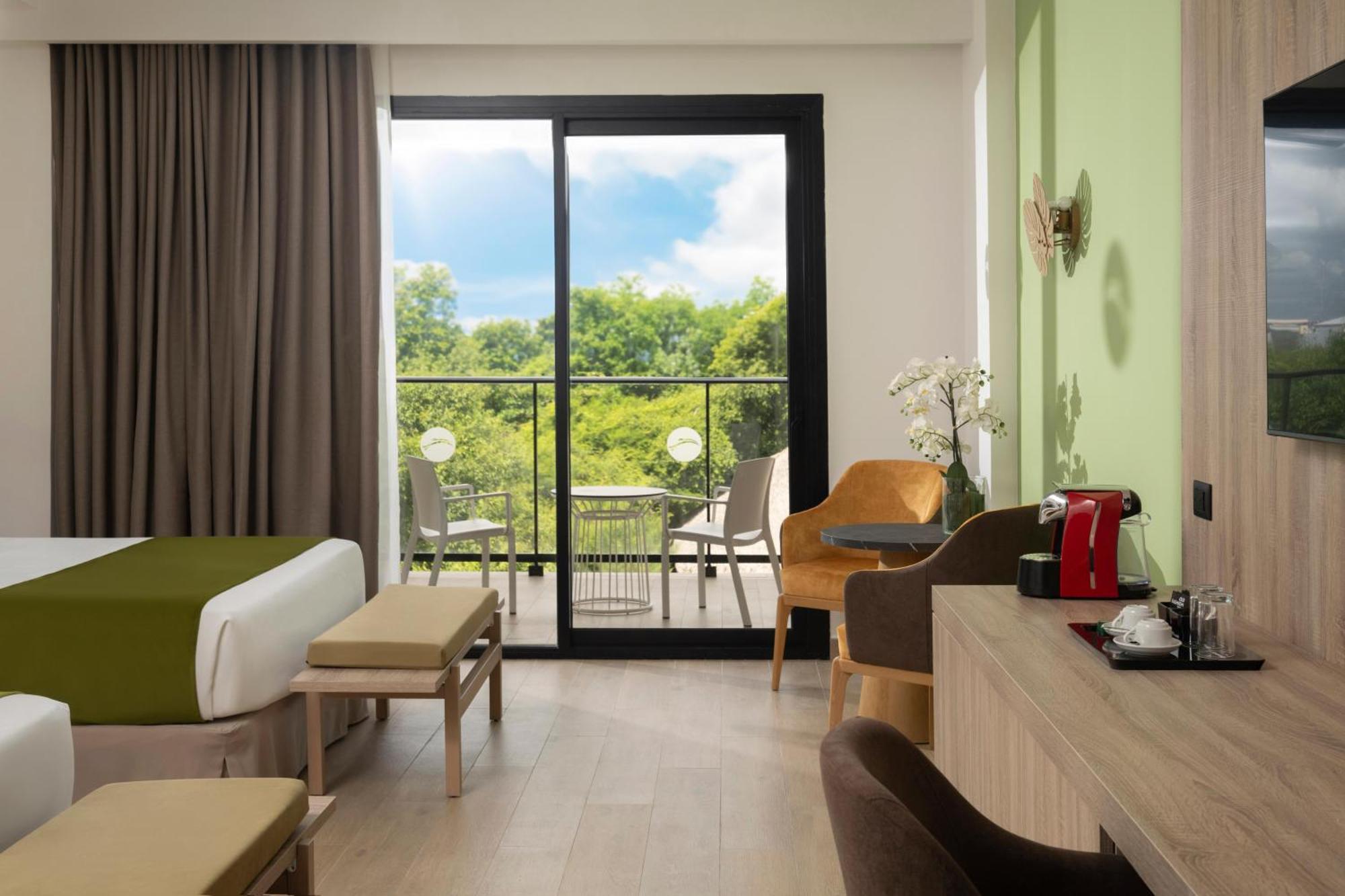 Serenade All Suites - Adults Only Resort Punta Cana Exterior photo